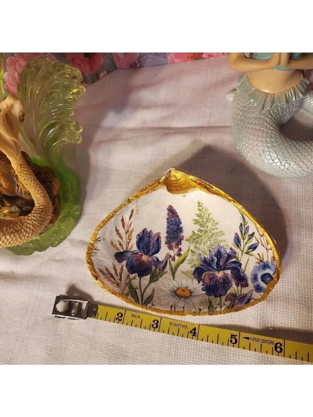 DECOUPAGE CLAM SHELL